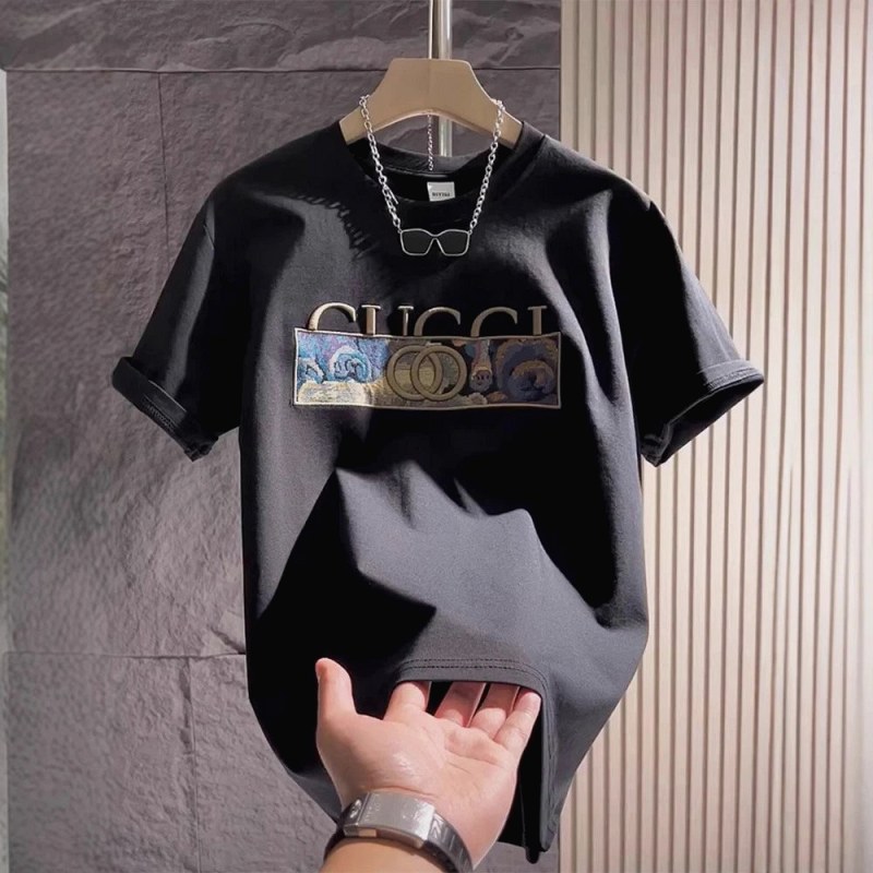 Gucci Black T-Shirt Review: A $7.31 Crewneck Put Through the Sheet Bench